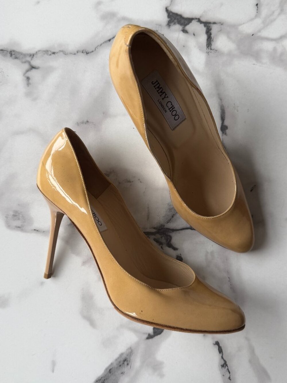 Jimmy Choo Beige Patent Leather Pumps Size 39